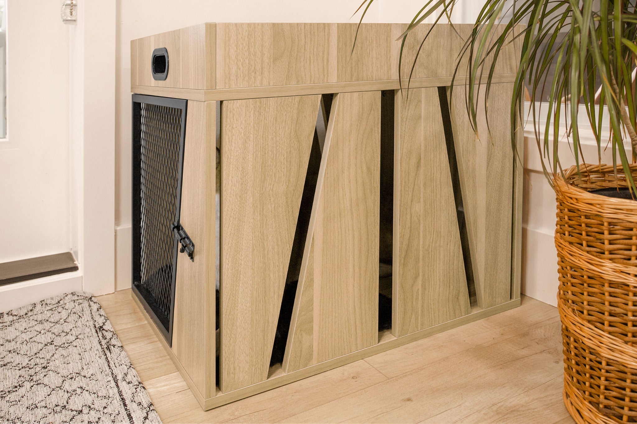 Lucky Kennels Clover Console Crate Stylish pet Furniture with Sleek Black Metal gate, enhances Airflow and Visibility, Elegant Upgrade for Living Spaces